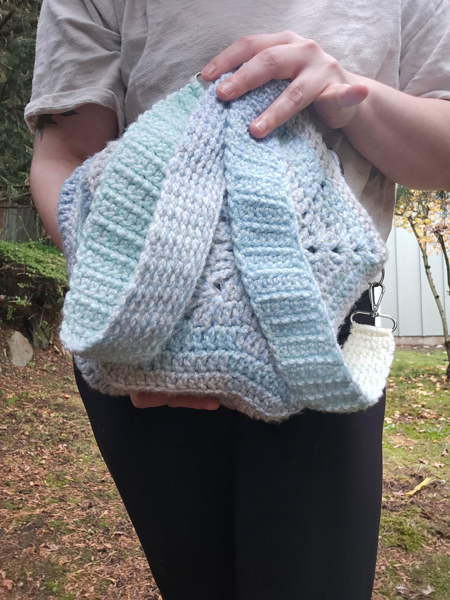 Serene Skies Crochet Star Satchel Bag with divider and removable strap